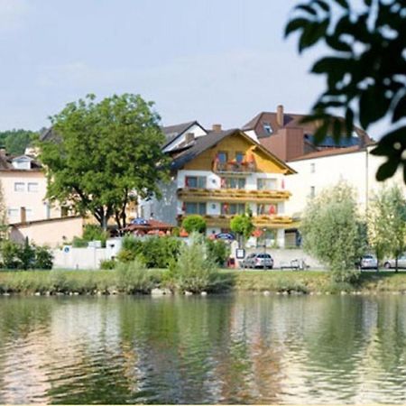 Landgasthof Moser & Restaurant Bootshaus Windorf  Exterior foto