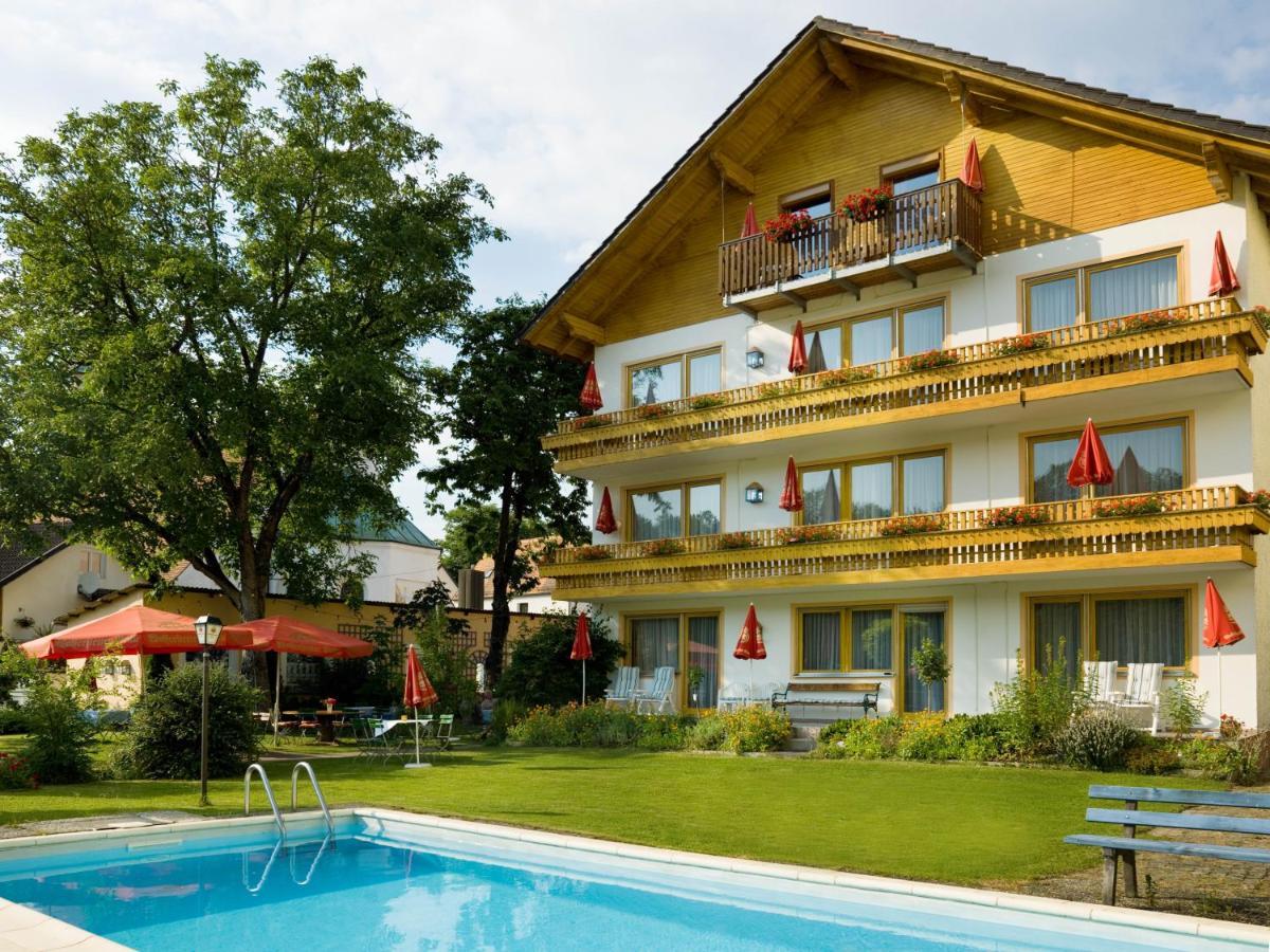 Landgasthof Moser & Restaurant Bootshaus Windorf  Exterior foto