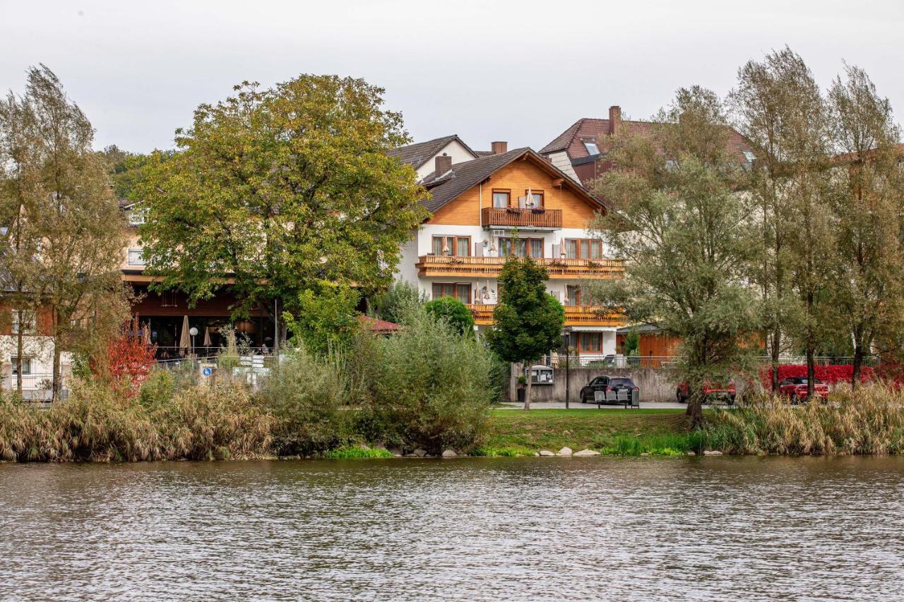 Landgasthof Moser & Restaurant Bootshaus Windorf  Exterior foto